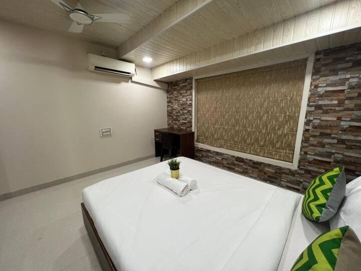 3Bhk Service Apartment In Parel Mumbai Exterior photo